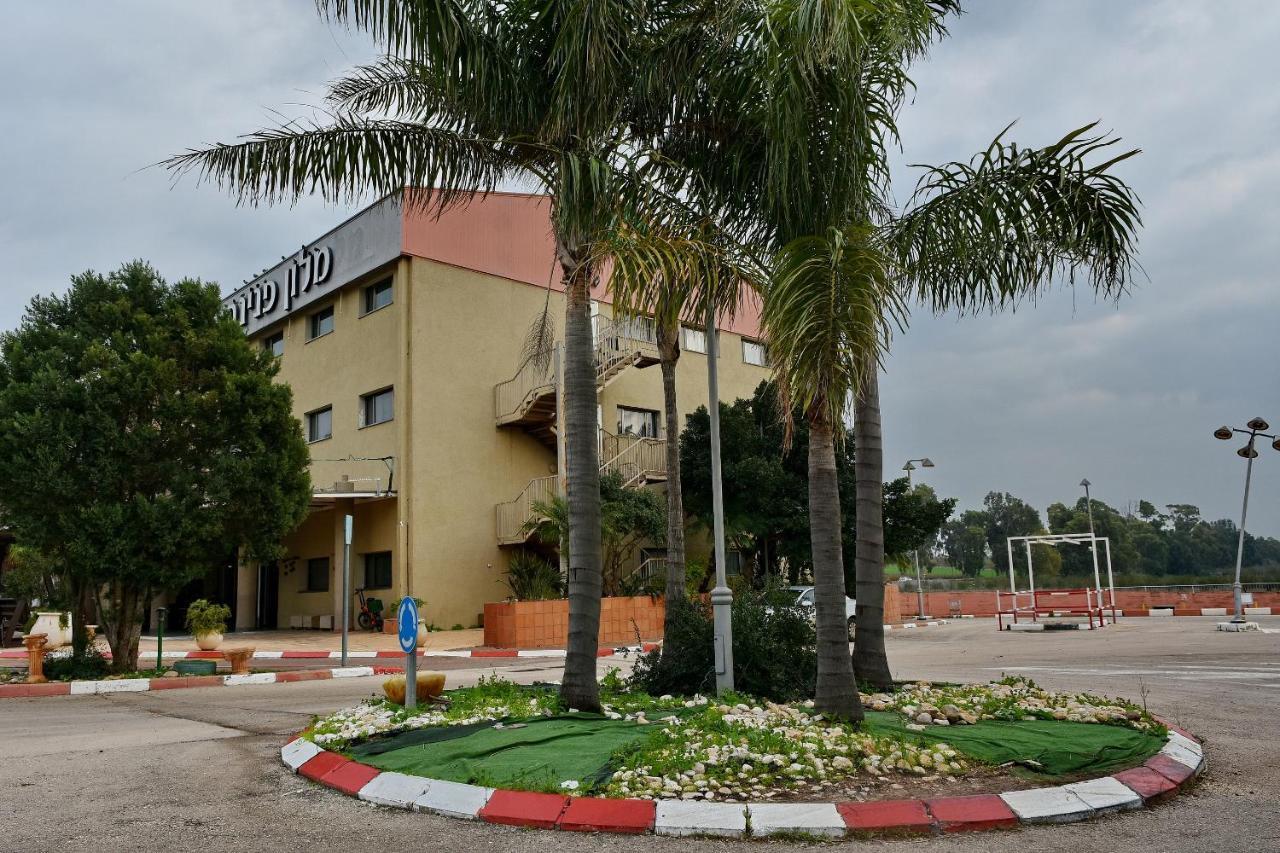 Pearl Of The Valley Hotel Kfar Tavor Экстерьер фото