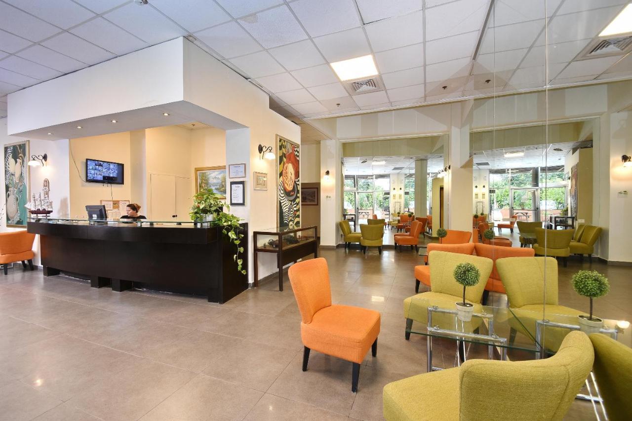 Pearl Of The Valley Hotel Kfar Tavor Экстерьер фото