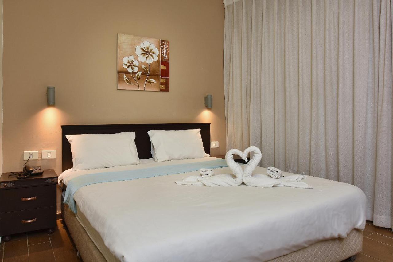 Pearl Of The Valley Hotel Kfar Tavor Экстерьер фото