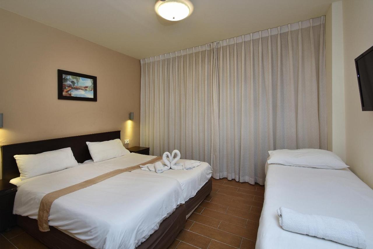 Pearl Of The Valley Hotel Kfar Tavor Экстерьер фото