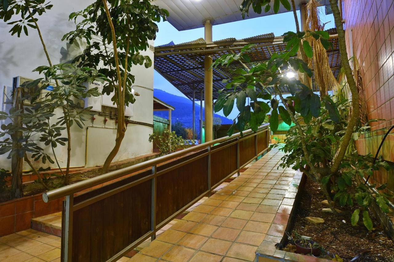 Pearl Of The Valley Hotel Kfar Tavor Экстерьер фото